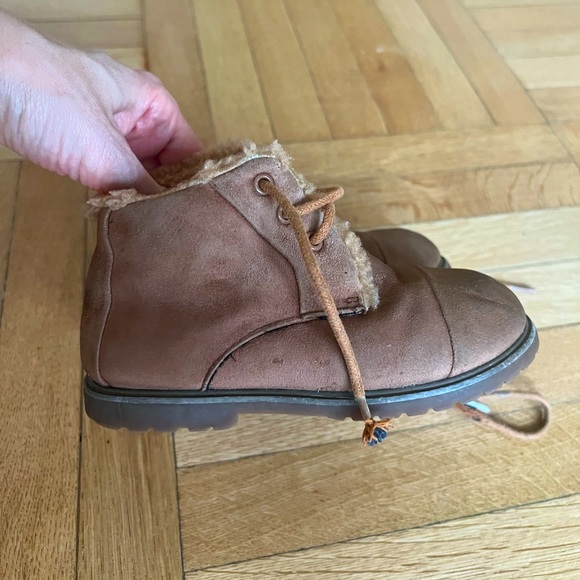 Age of Innocence Kids Camel Suede Shearling Booties - Picture 6 of 11